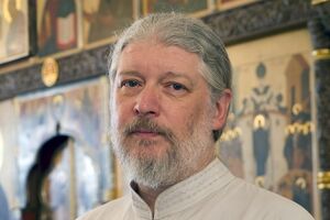 Протоиерей Алексий Уминский: Моя бабушка все время мне говорила, что выбрасывать еду – это грех