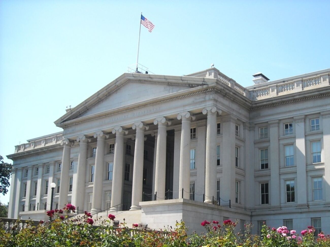 Министерство финансов США ввело ограничительные меры в отношении компаний и граждан, которые задействованы в схемах по обходу введенных ранее санкций