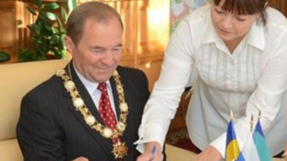 Мэр Новограда-Волынского Владимир Загривый предложил переименовать Украину