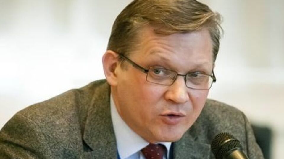 Рыжков: Санкции США расширяют запрет на поставки технологического оборудования для нефтяных компаний, в частности, дочерних компаний "Роснефти"