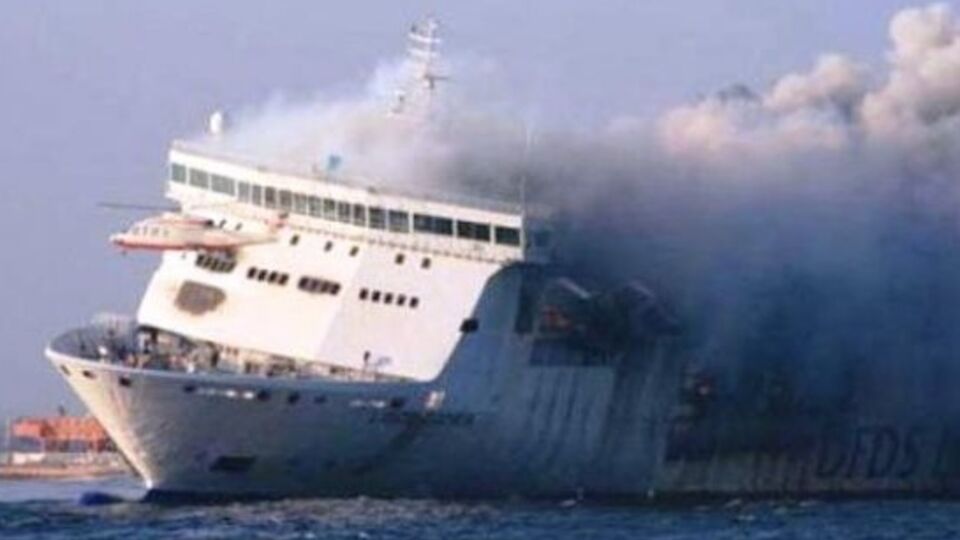 Число жертв аварии пассажирского парома на Филиппинах достигло 56 человек