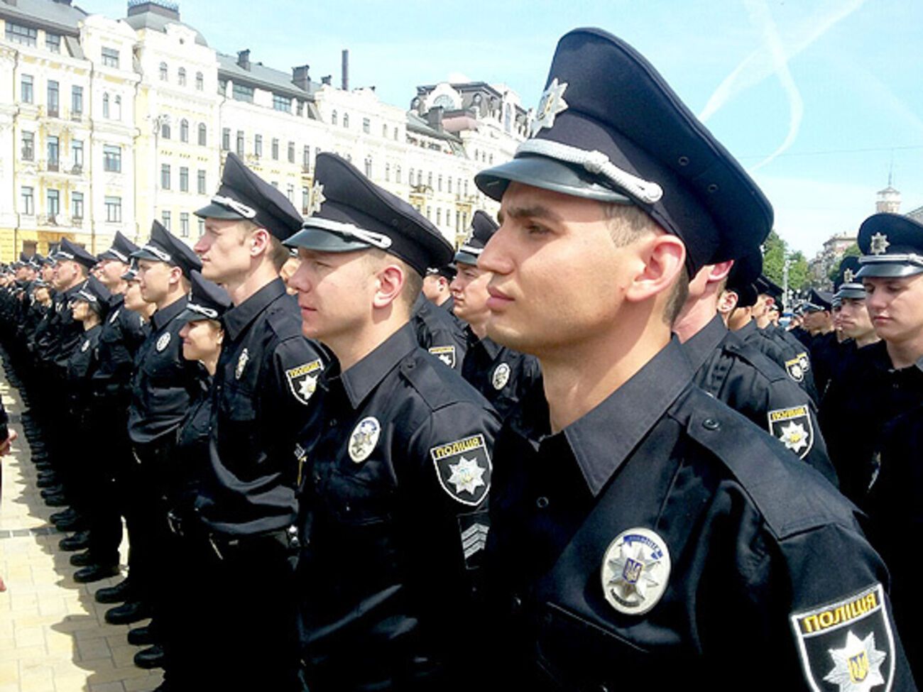 Новые полицейские приняли присягу на верность Украине. Фоторепортаж