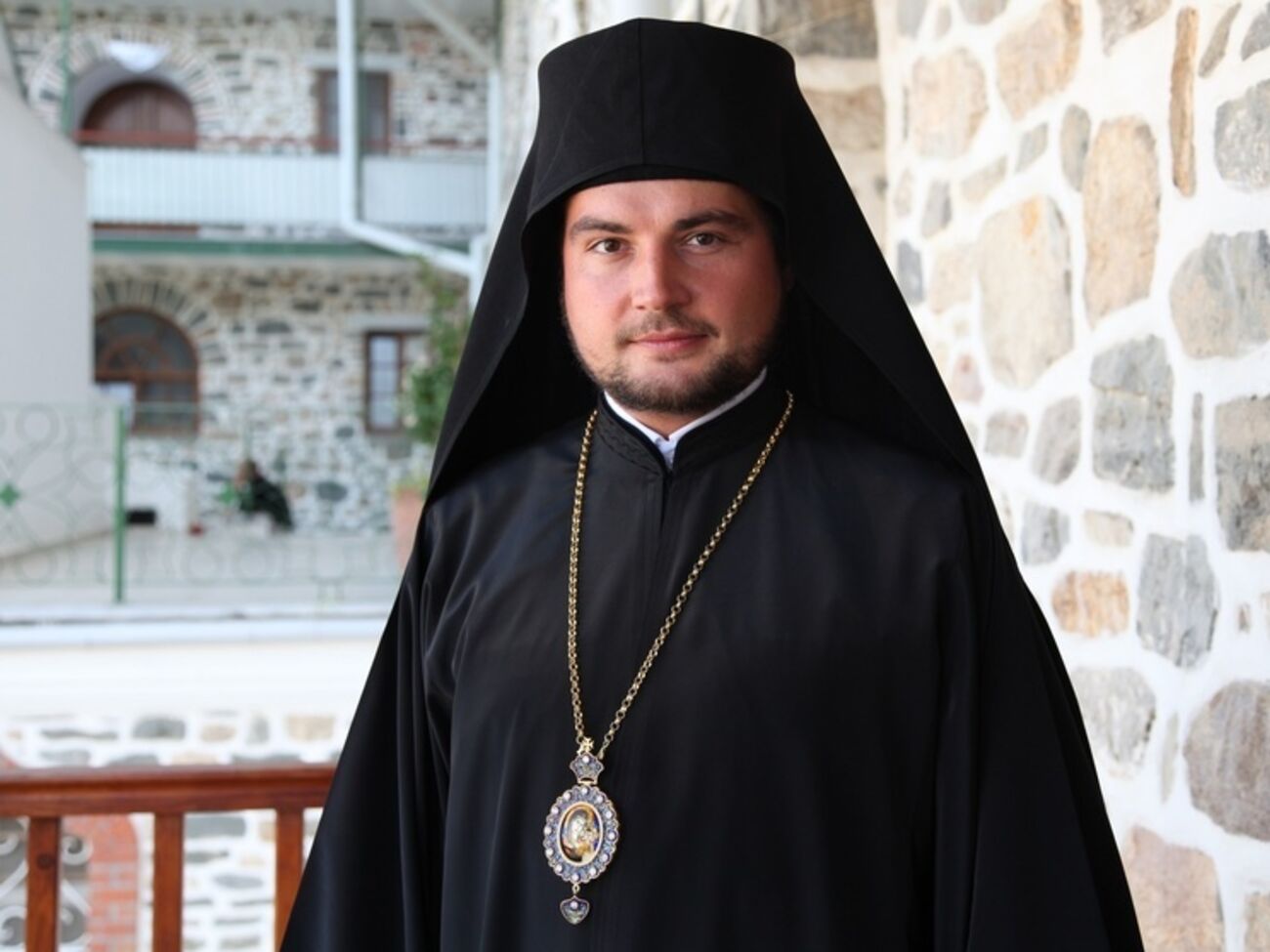 Епископ Александр (Драбинко) утверждает, что бывший генпрокурор Пшонка давал указание вывести блаженнейшего митрополита Владимира из строя