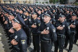 Из 2500 сотрудников Национальной полиции Украины только 38 человек – бывшие работники структур МВД. Средний возраст новобранцев – 25 лет