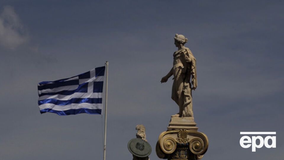 Евро упал на фоне греческого референдума