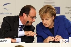 Президент Франции Франсуа Олланд и канцлер Германии Ангела Меркель
