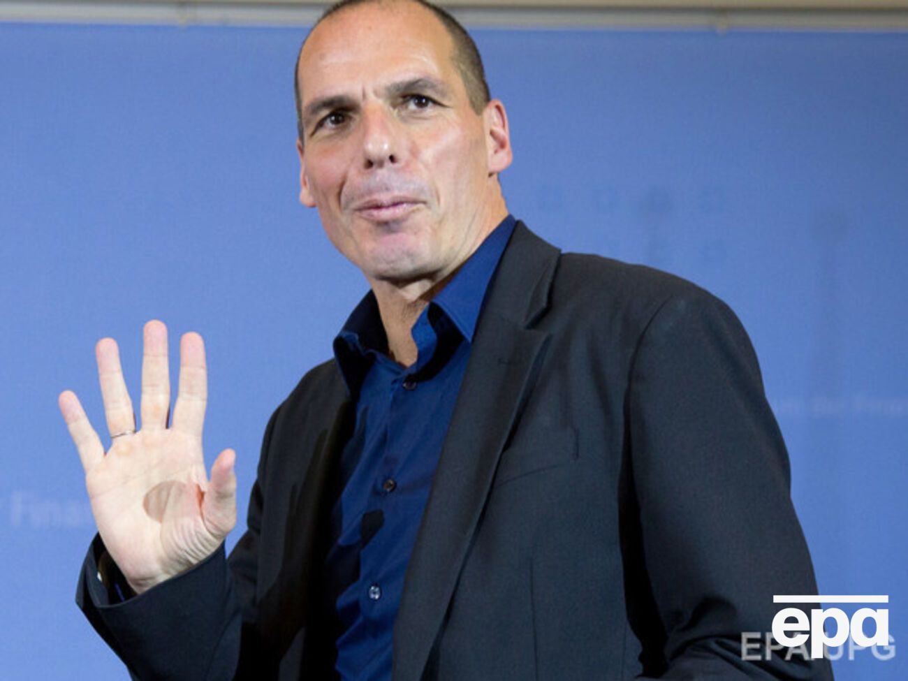 Варуфакис ушел в отставку