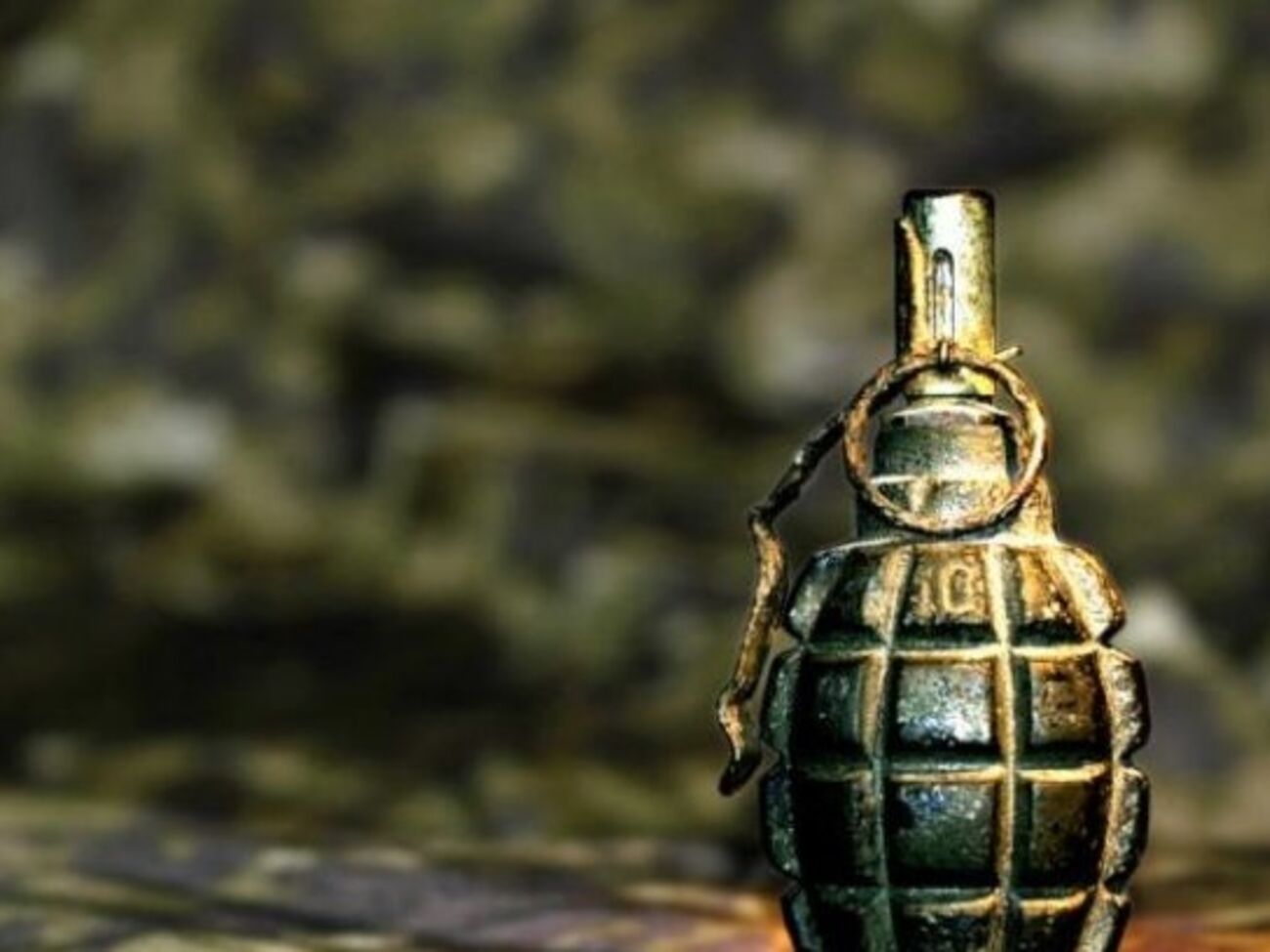 Граната взорвалась в жилом секторе в Мариуполе