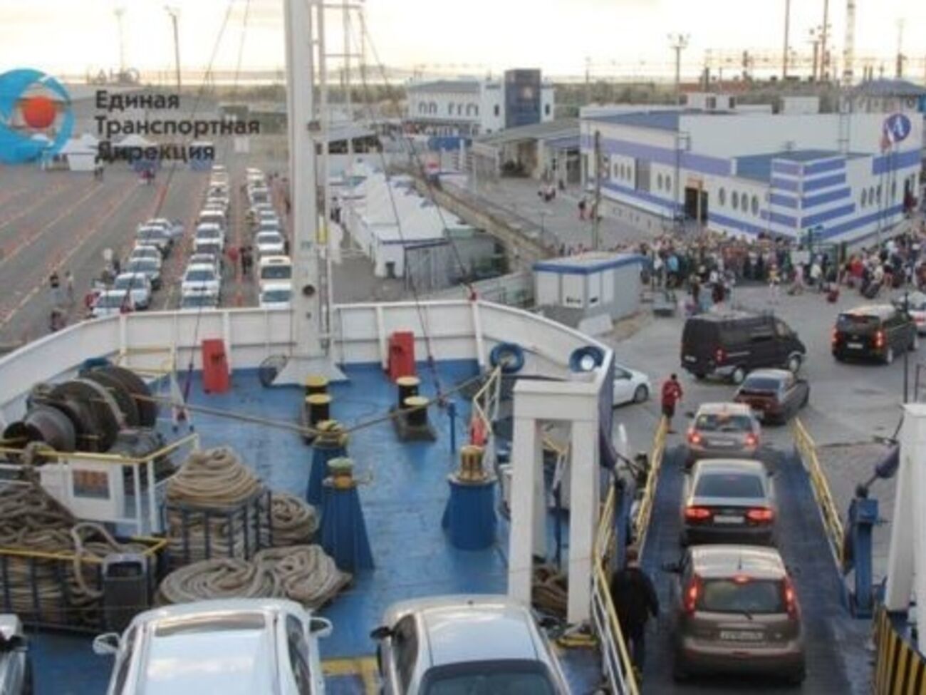 На переправе снова образовались очереди