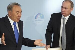 Президенты России и Казахстана поговорили по телефону о евразийской интеграции и ситуации в Украине
