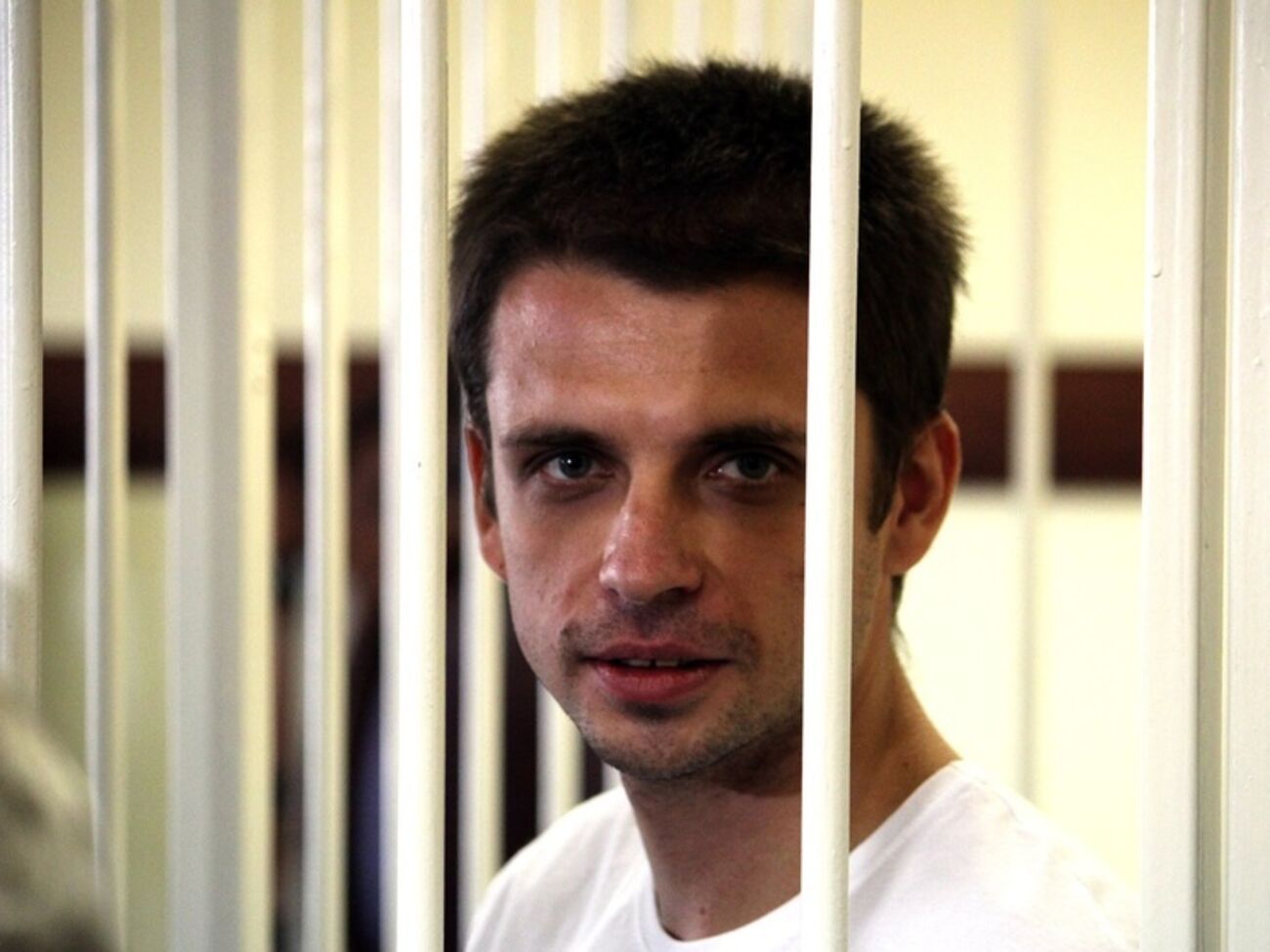 Во время заседания Андрей Медведько выразил соболезнования матери Олеся Бузины, которая присутствовала в суде