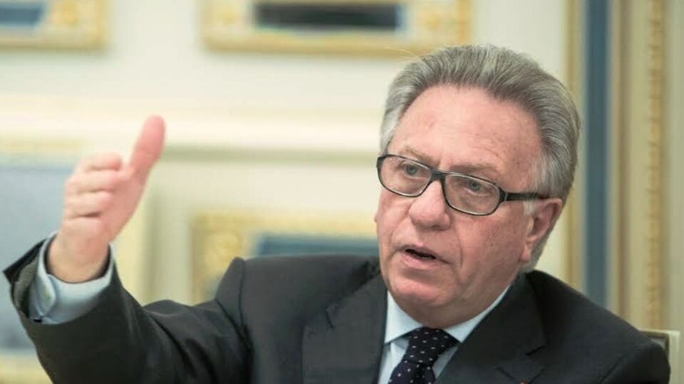 Глава ВК настаивает на скорейшем принятии изменений в Конституцию