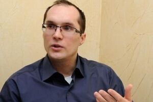 Бутусов о старых чиновниках: Единственная настоящая реформа – это выгнать всю эту шушеру