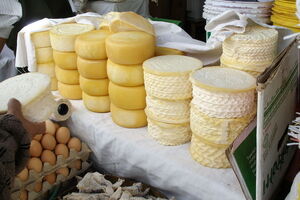 Российский суд разрешил продавать в страну продукты, которые попали под действие эмбарго