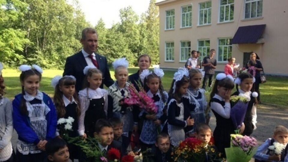 Детский омбудсмен РФ Астахов решил узнать у читателей, можно ли связывать детей