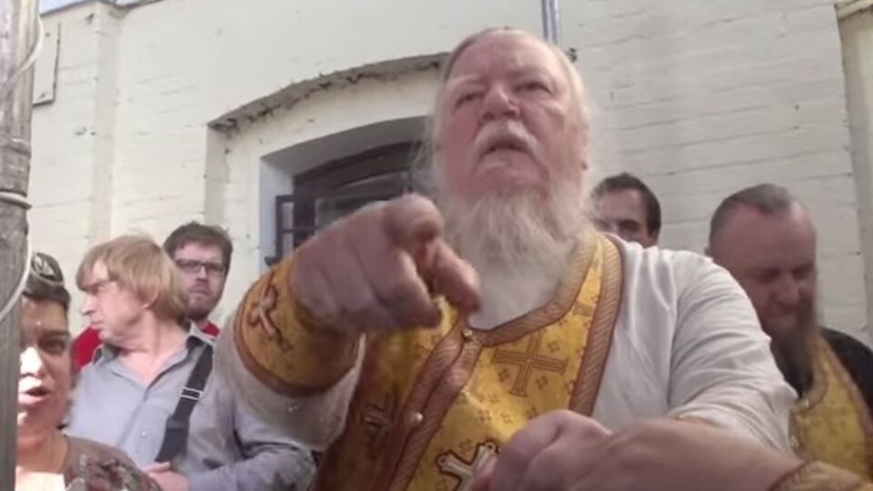 Смирнов: Эт самое, отбери камеру