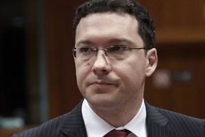 Министр иностранных дел Болгарии Даниэль Митов считает бессмысленной трату денег на газопроводы в обход Украины