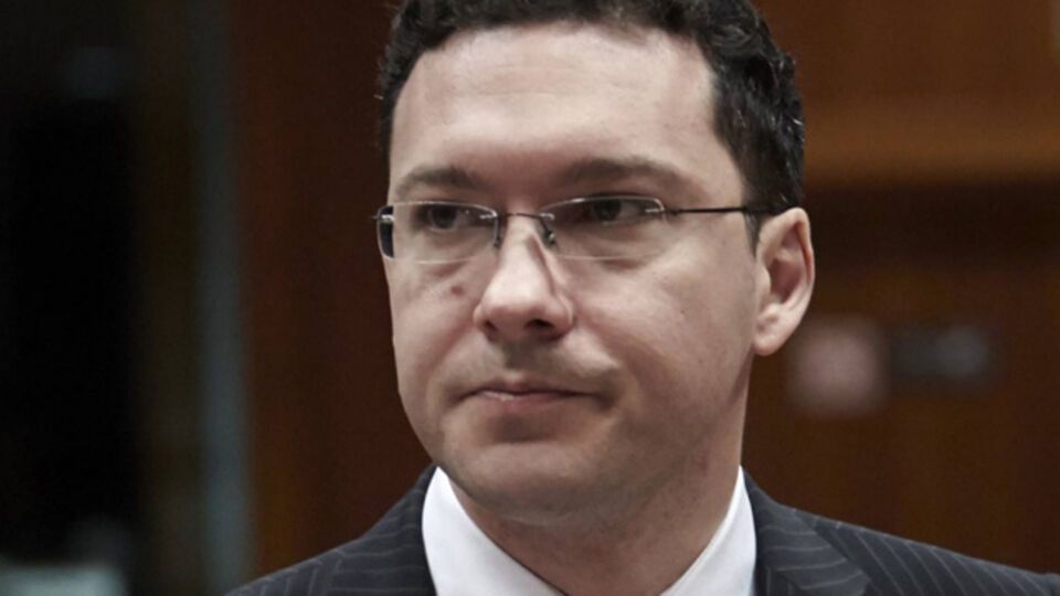 Министр иностранных дел Болгарии Даниэль Митов считает бессмысленной трату денег на газопроводы в обход Украины