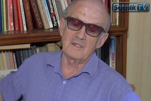 Пионтковский: Путин может что-то продать патриотическому электорату, заявив, что присоединил Крым и огрызок "лугандонии"