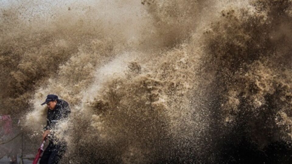 Обрушившийся на юго-восток Китая в 2013 году тайфун "Фитоу" нанес ущерб в $2 млрд