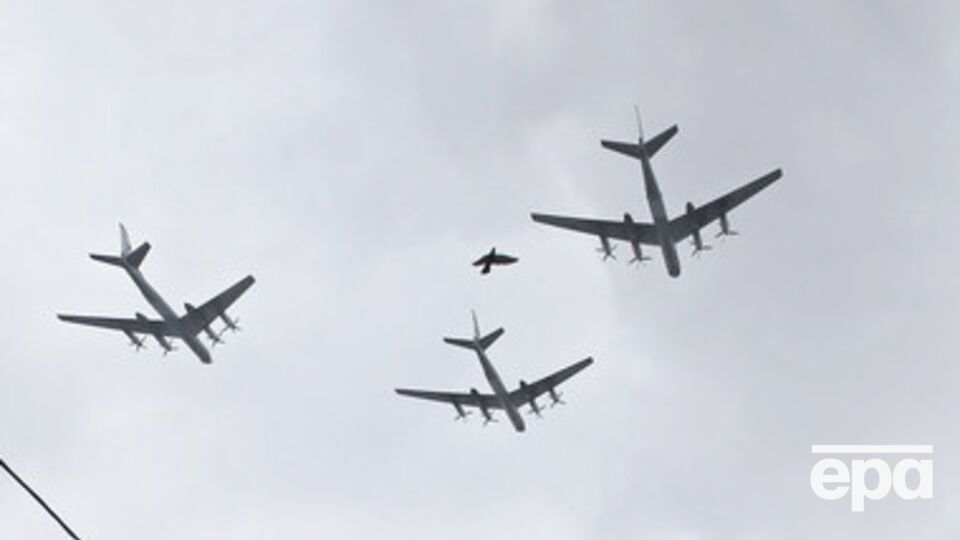 Российские стратегические бомбардировщики Ту-95 перехватили у побережья США