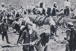 Строительство оборонительных рубежей под Киевом. Июль 1941 г.