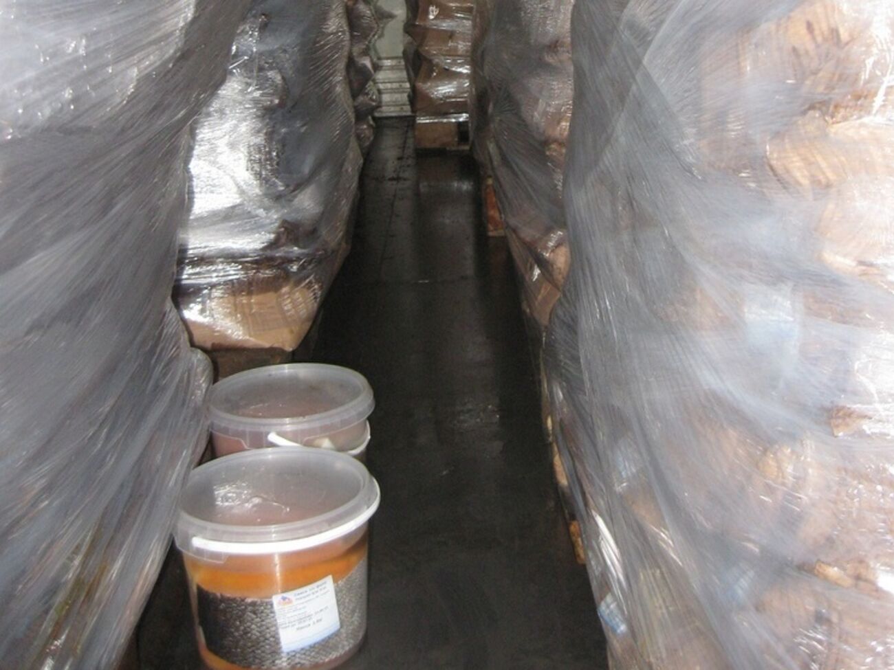 По словам инспекторов, груз не соответствовал требованиям Россельхознадзора