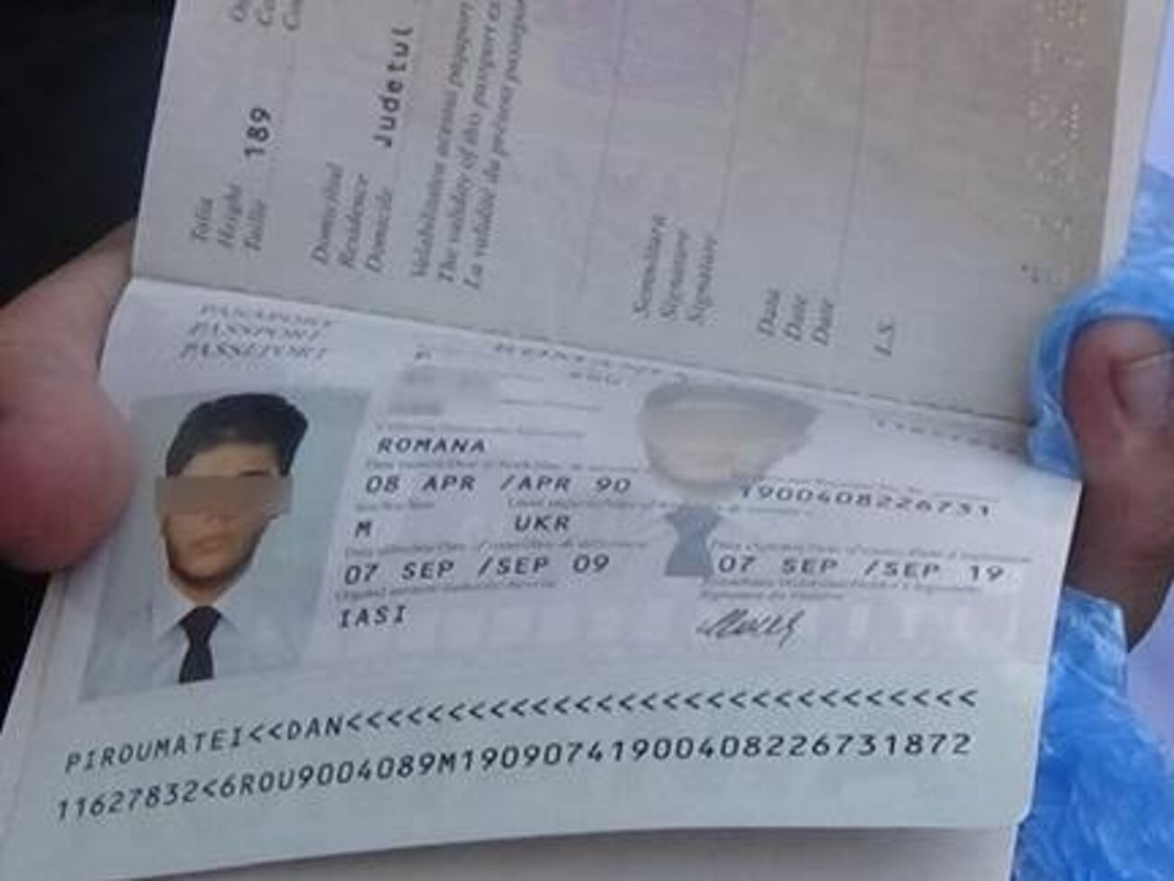 Злоумышленники изготавливали поддельные румынские документы