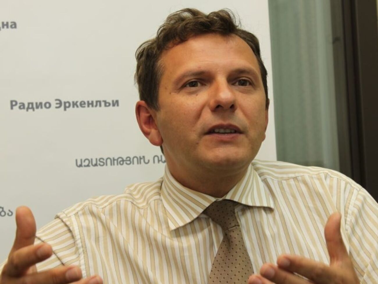 Устенко предупреждает о возможных тяжелых последствиях китайского кризиса для всего мира