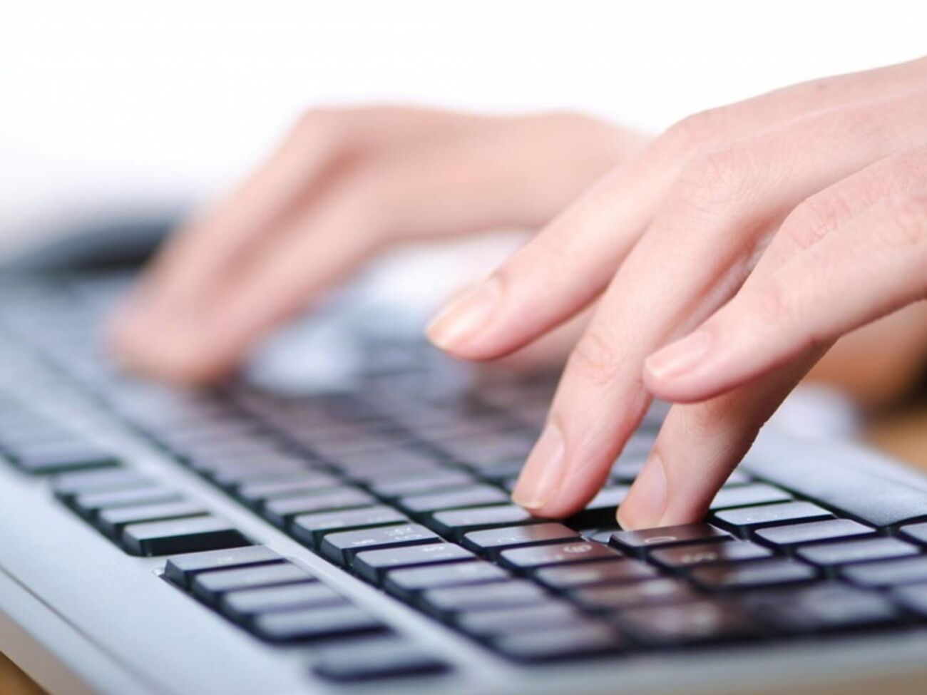 Жительница Мариуполя подозревается в антиукраинской пропаганде в соцсетях