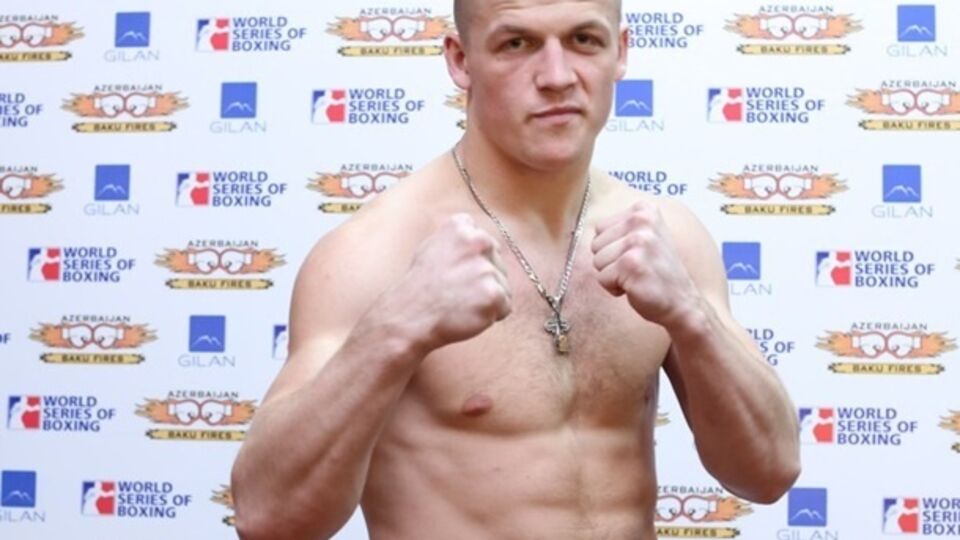 Дмитрий Руденький в настоящее время не имеет никаких отношений с Федерацией бокса Украины