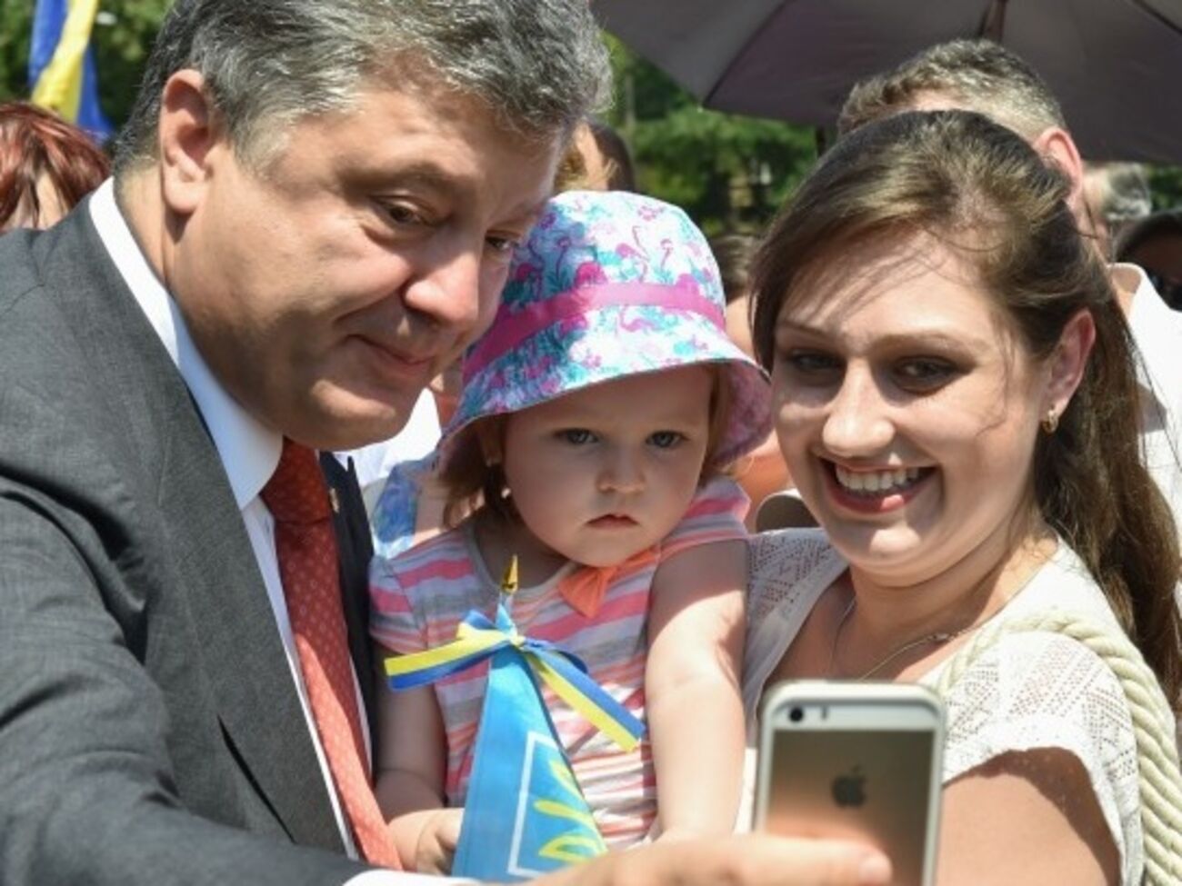 Порошенко посетил Одессу, где провел совещание с силовиками и губернаторами. Фоторепортаж