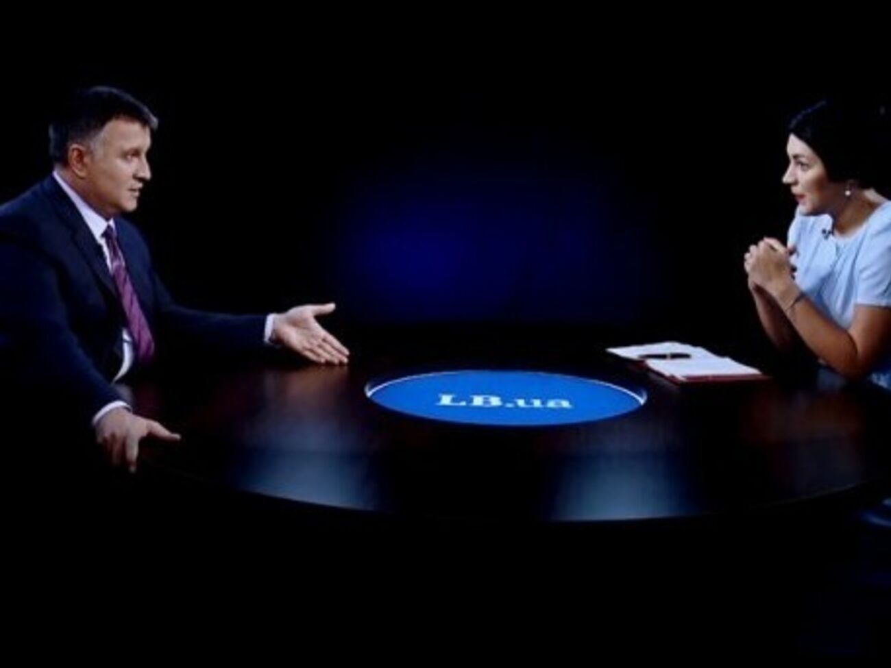 Арсен Аваков в эфире передачи "Левый берег" с Соней Кошкиной&nbsp;