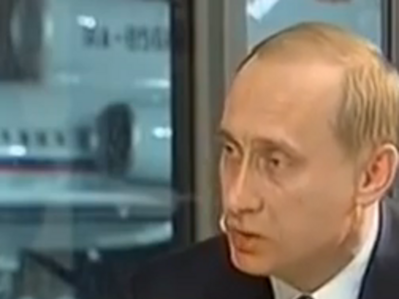 Путин: Постоянное кивание на заграницу как на источник всех наших бед неверно по сути своей. Все наши беды в нас самих. Видео