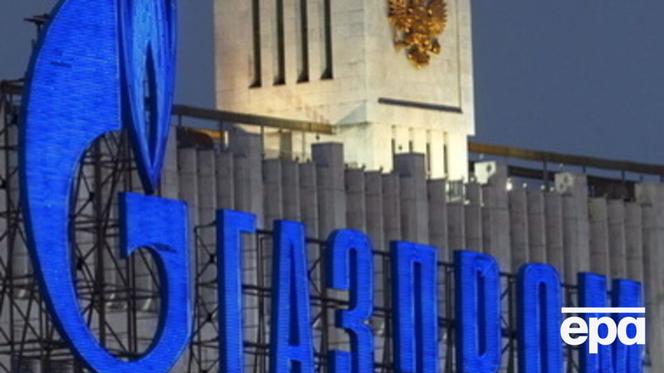 Накануне "Газпром" приостановил расширение единой трубопроводной системы "Южный коридор", необходимой для прокачки газа по будущему "Турецкому потоку"