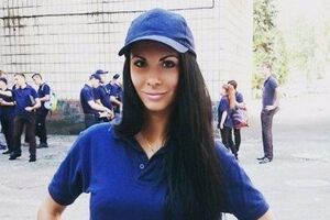 Женщина-полисмен стала популярной за одни сутки дежурства. Фоторепортаж