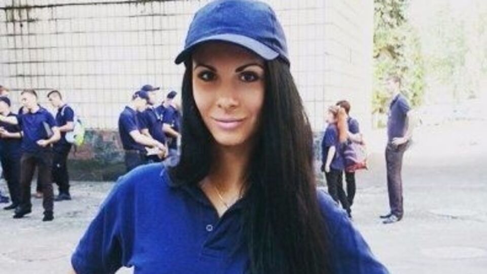 Женщина-полисмен стала популярной за одни сутки дежурства. Фоторепортаж