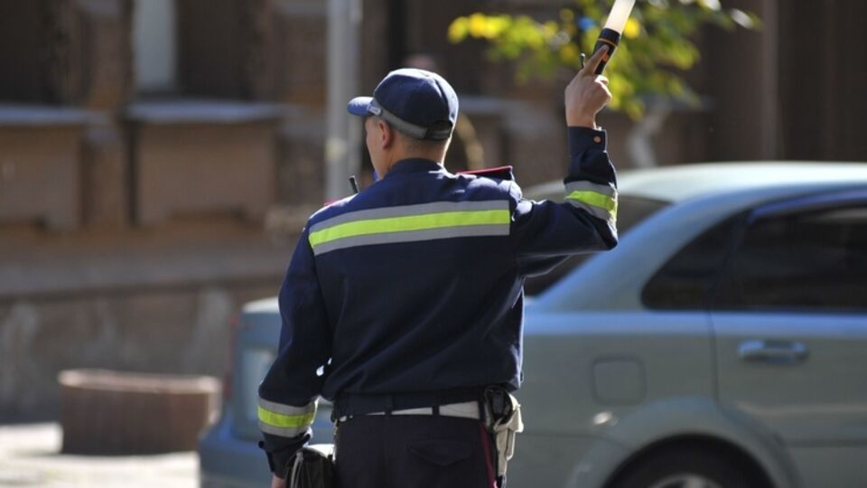 Бывшему сотруднику ГАИ сообщили о подозрении