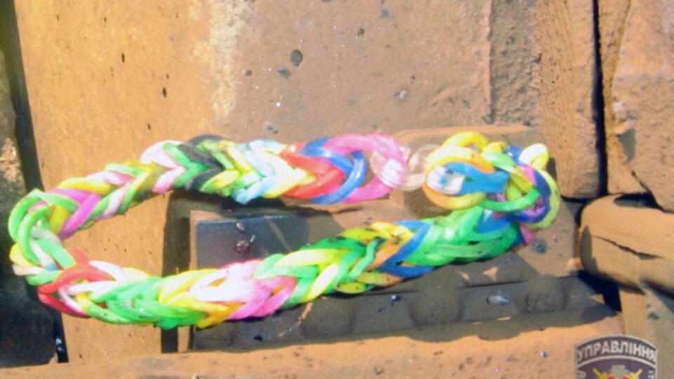 Трое подростков погибли под поездом в Харьковской области