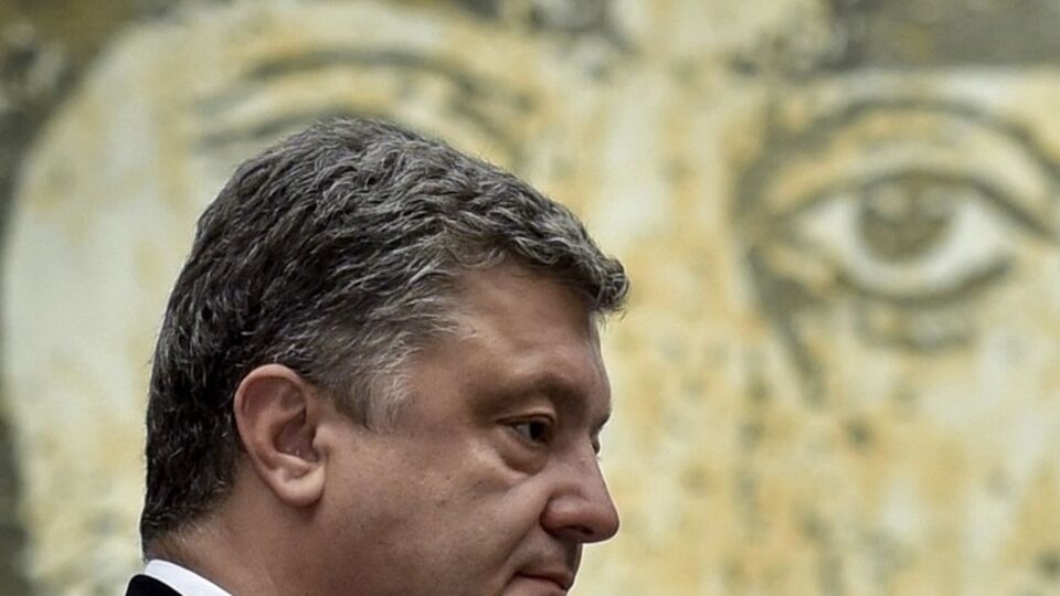 Порошенко выступил на открытии фрески в память Сергея Нигояна
