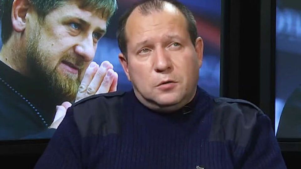 Глава комитета Игорь Каляпин