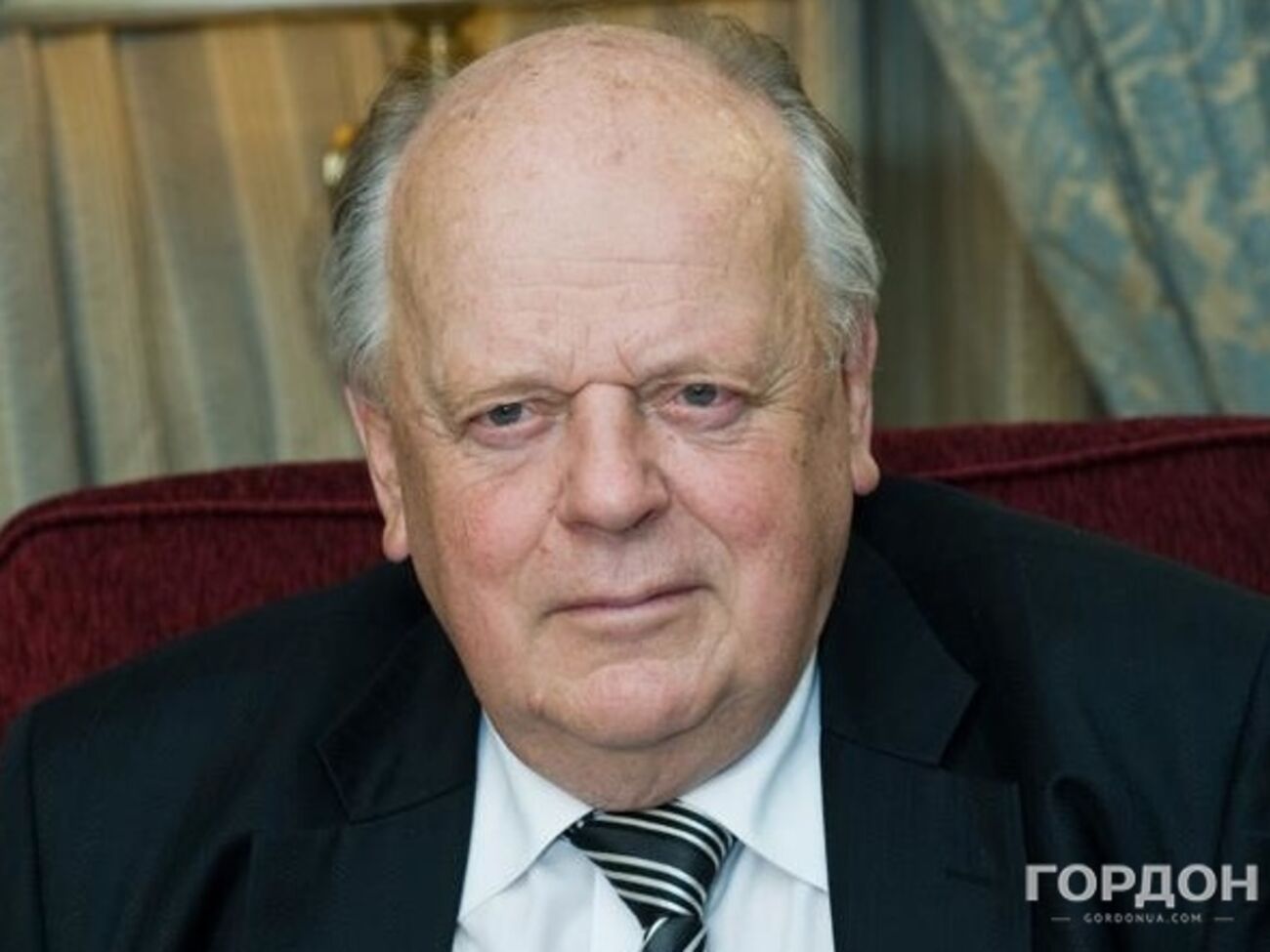 Шушкевич:&nbsp;Лукашенко не может скрыть, что средняя зарплата по стране уменьшилась, очень тяжелое экономическое положение и масса прочих проблем