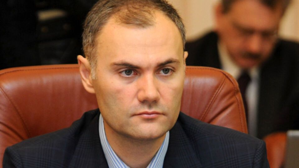 Юрий Колобов добивается статуса беженца в Испании, где был задержан в марте этого года