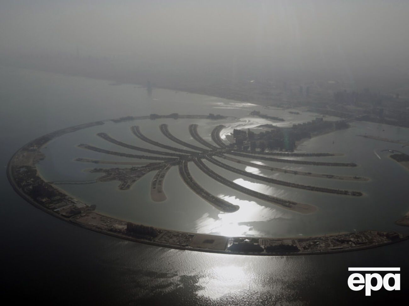 СМИ: Отец утонувшей девушки был арестован полицией Дубая за препятствование работе спасительной команды