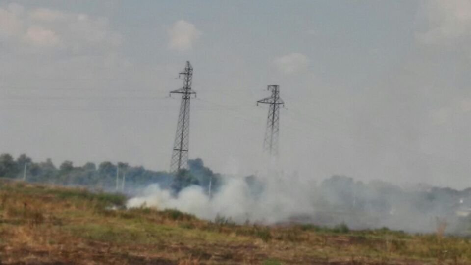 Спасатели призвали граждан быть осторожными и держаться подальше от горящих торфяников