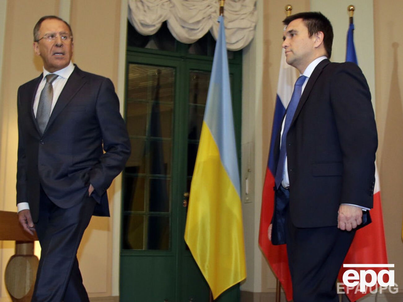 Сергей Лавров и Павел Климкин обсудили по телефону ситуацию на Донбассе