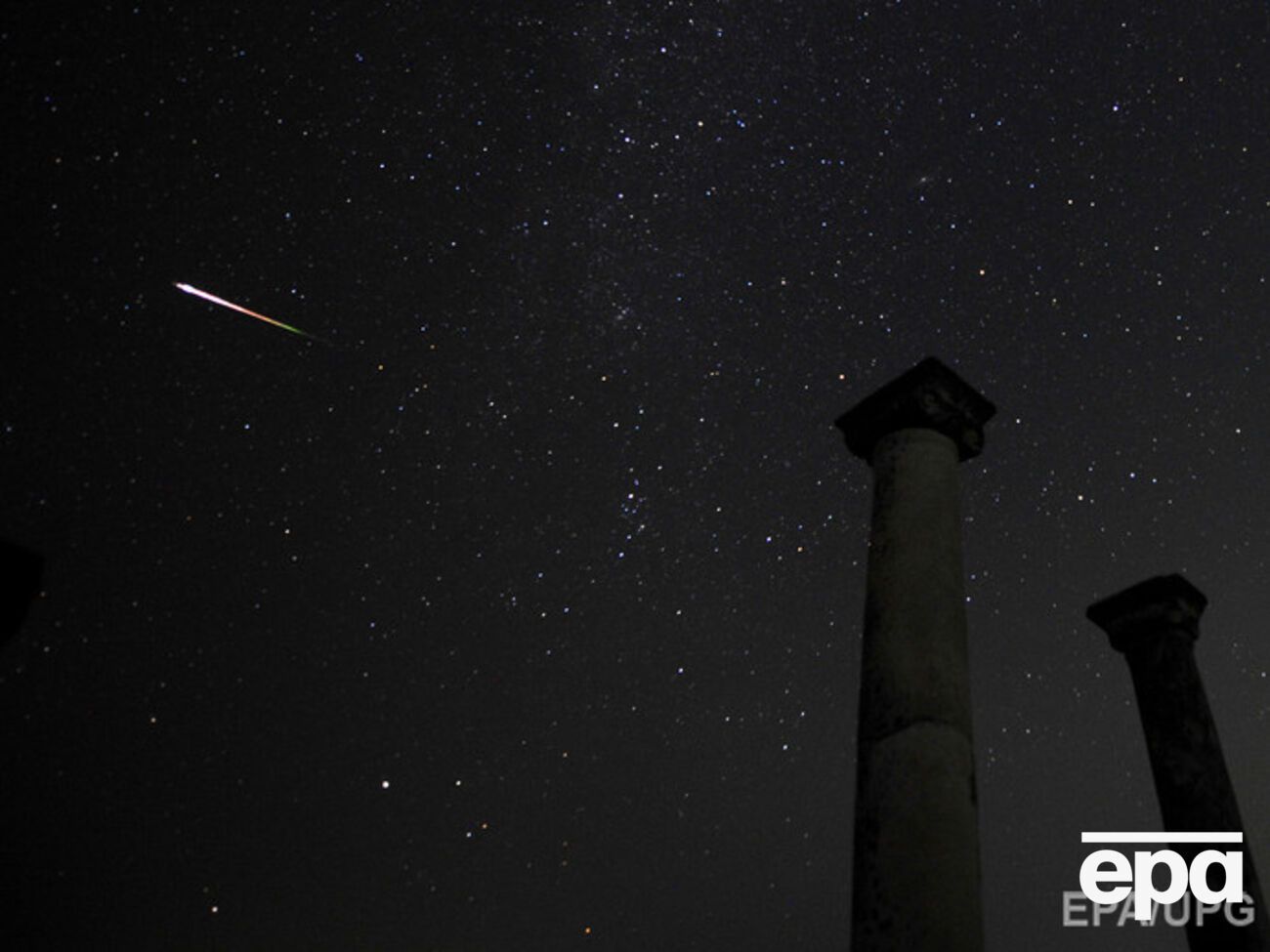 Персеиды --- одно из самых красивых космических явлений, которые можно наблюдать с Земли без специального оборудования