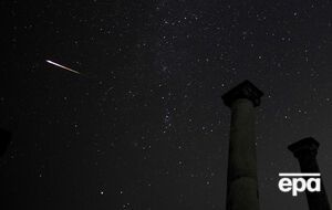 Персеиды --- одно из самых красивых космических явлений, которые можно наблюдать с Земли без специального оборудования