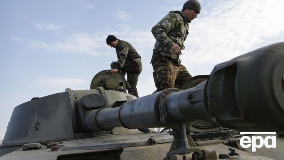 Украинские военные получают премии за уничтоженную технику террористов