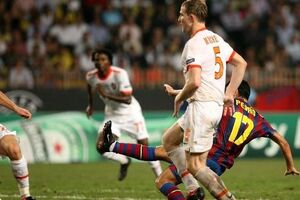 Футболисты "Барселоны" в пятый раз выиграли Суперкубок УЕФА